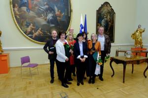 Tim Mestnega muzeja Idrija – prejemniki Valvasorjeve nagrade za dosežke v letu 2018. (Vir: fototeka Mestnega muzeja Idrija, foto: Blaž Zupančič)